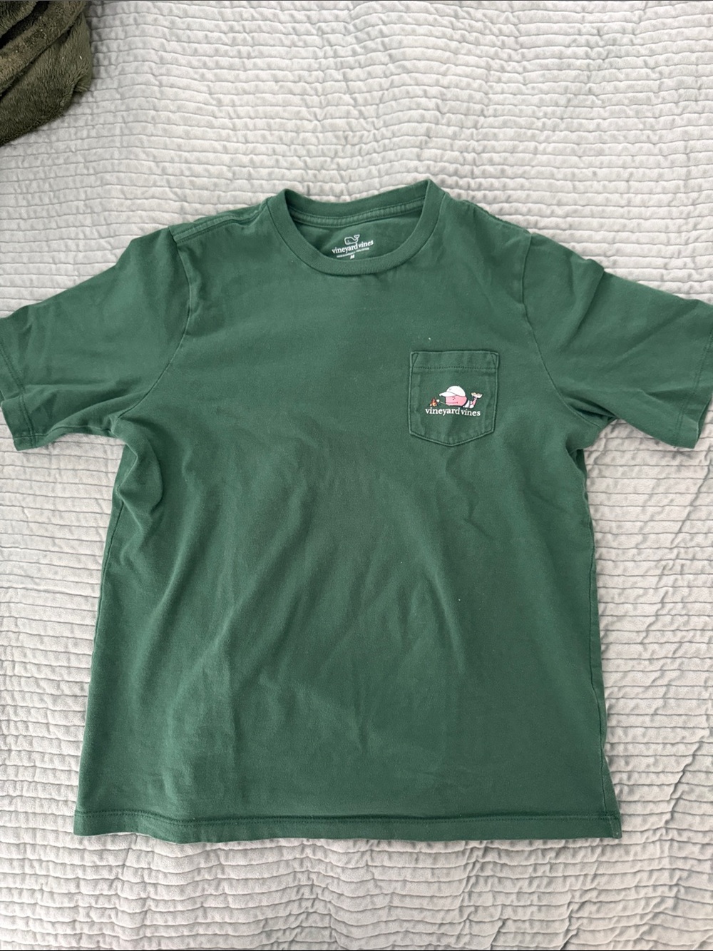 Vineyard Vines Men’s Forest Green Pocket Tee with Whale Logo